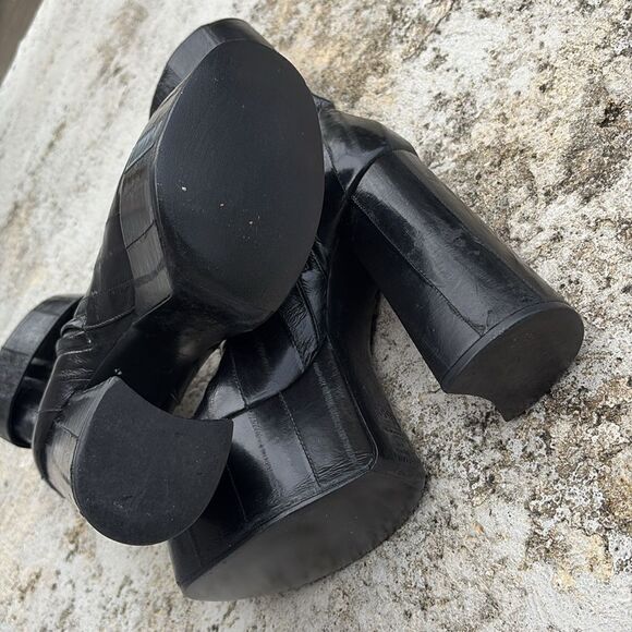 Saint Laurent eel skin boots - Picture 8 of 12